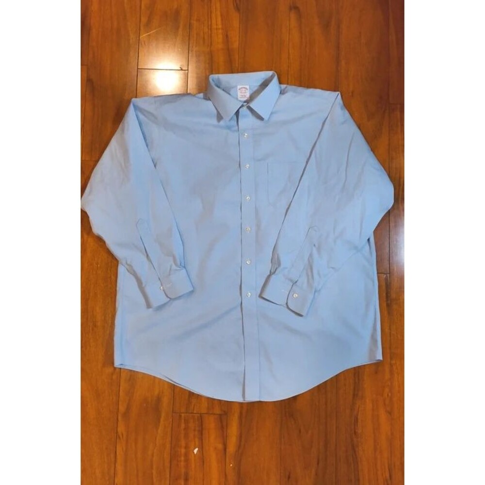 Brooks Brothers Men's Traditional Fit Non-Iron Dress Shirt